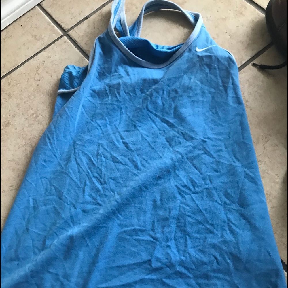 Nike drifit tank